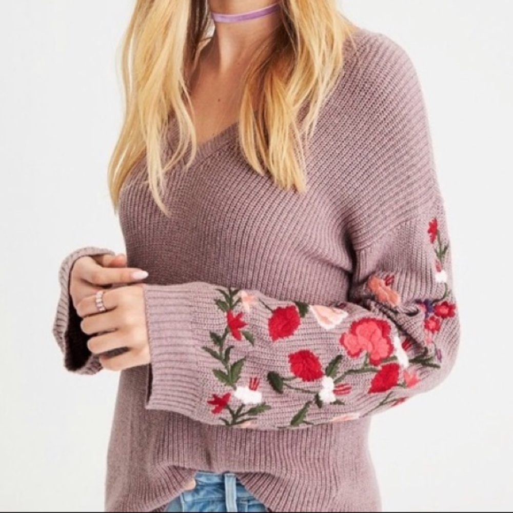 American Eagle Floral Embroidered Sweater